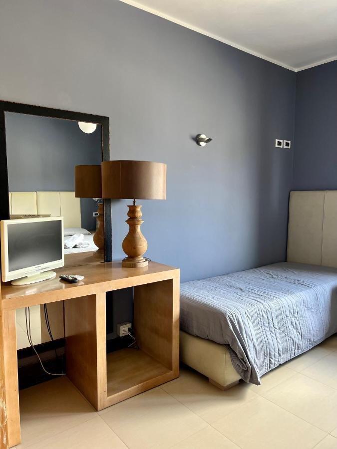 Allakala Rooms & Apartament Палермо Экстерьер фото